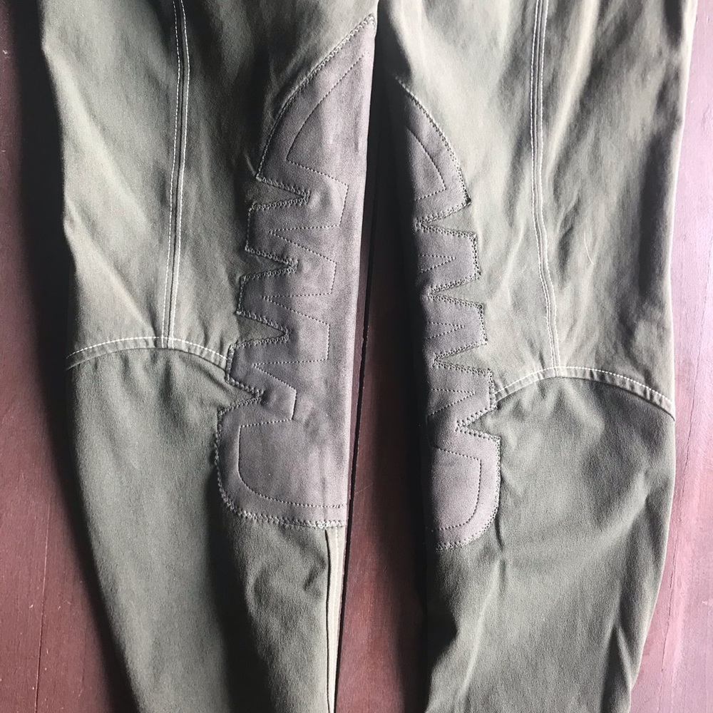 Ariat Equestrian Suede Patch Crop Pant 26